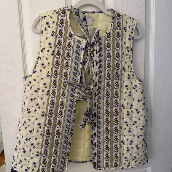 ASOS Design Quilted Vest - Picture 2 of 3